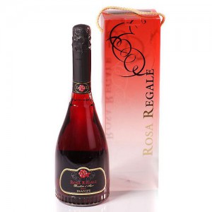 Rượu sâm banh Banfi Rosa Regale Sparkling Red bn2